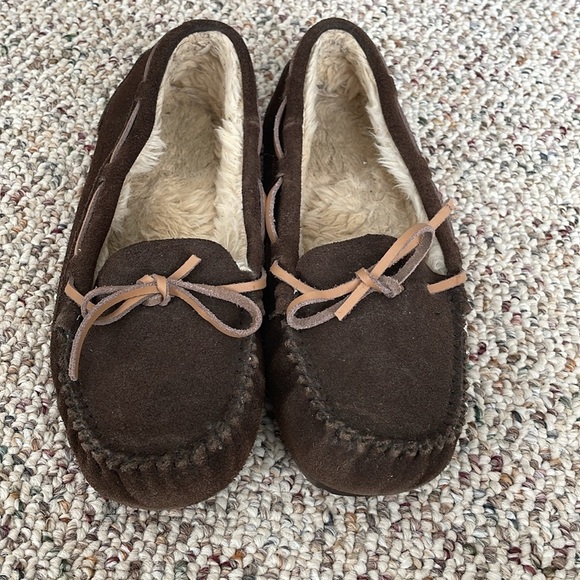 Sox-Tab Brown Moccasins. Cabin Core - Picture 2 of 5